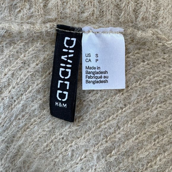 H&M Off Shoulder V-Neck Sweater Beige - Picture 4 of 4